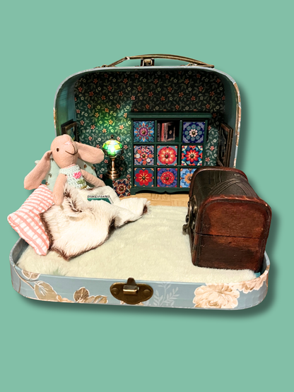 Tiny Friends Travel House