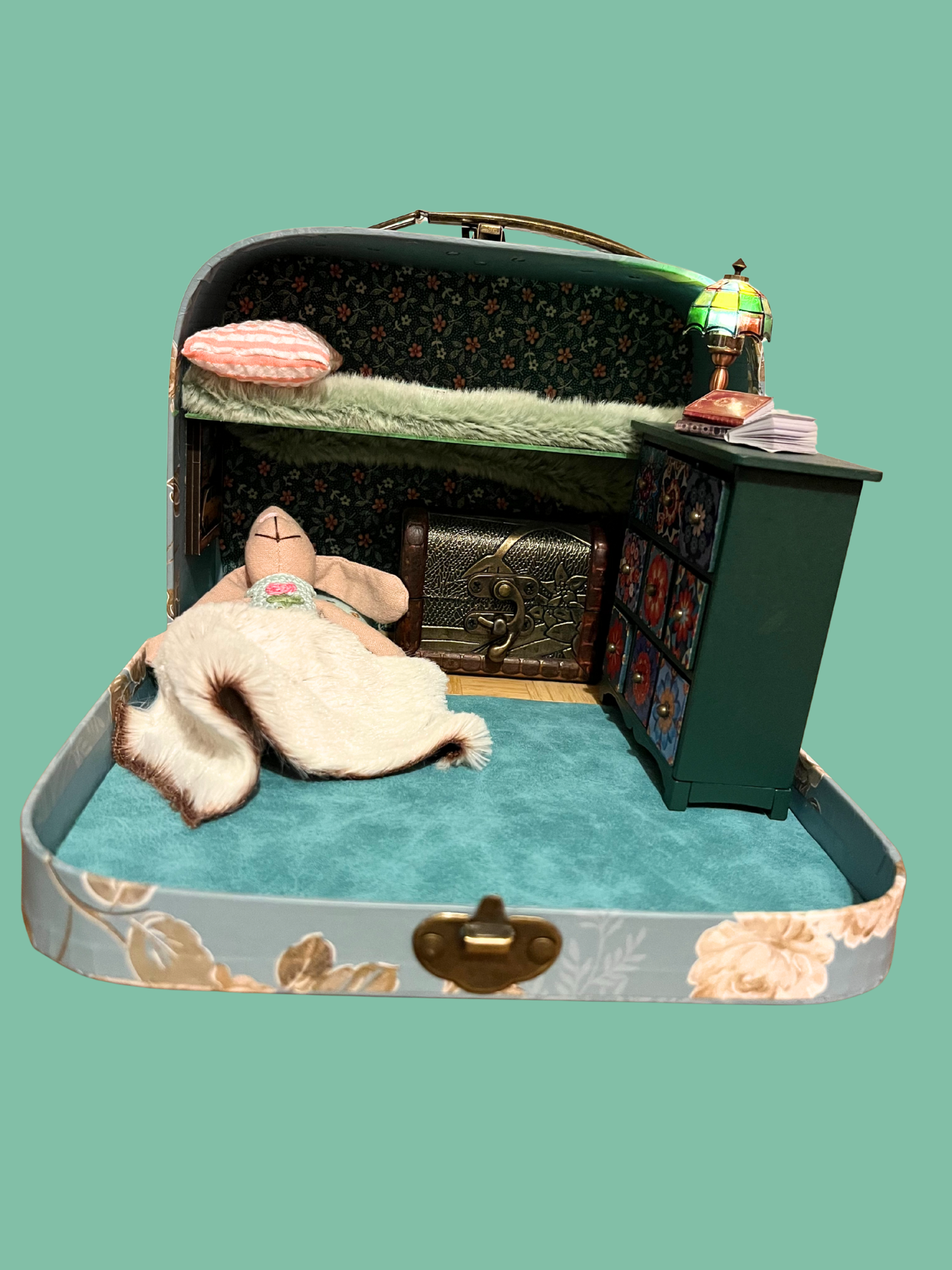 Tiny Friends Travel House