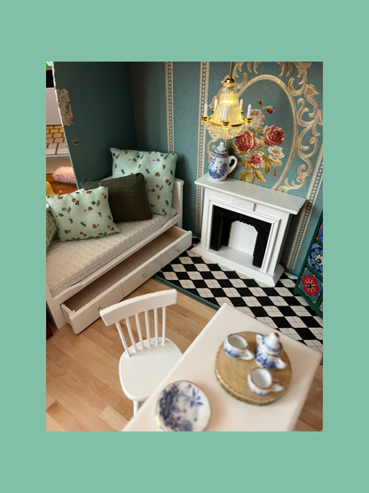 Tiny Friends Travel House