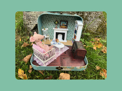 Tiny Friends Travel House