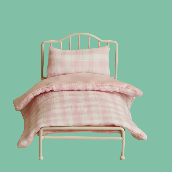 Tiny Friends' Furniture