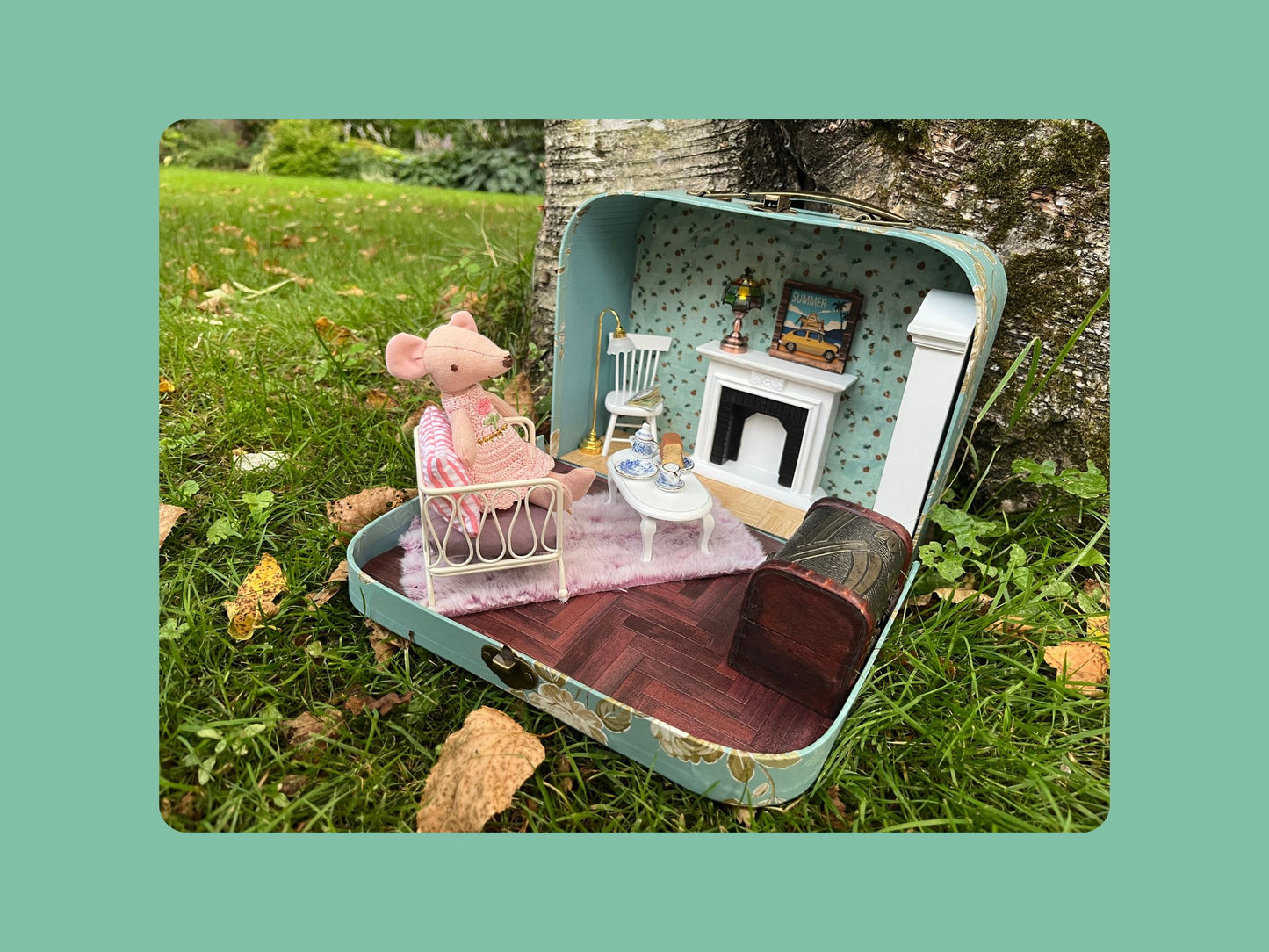 Tiny Friends Travel House